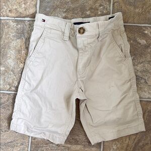 Tommy Hilfiger boys Cream Flat Front Shorts